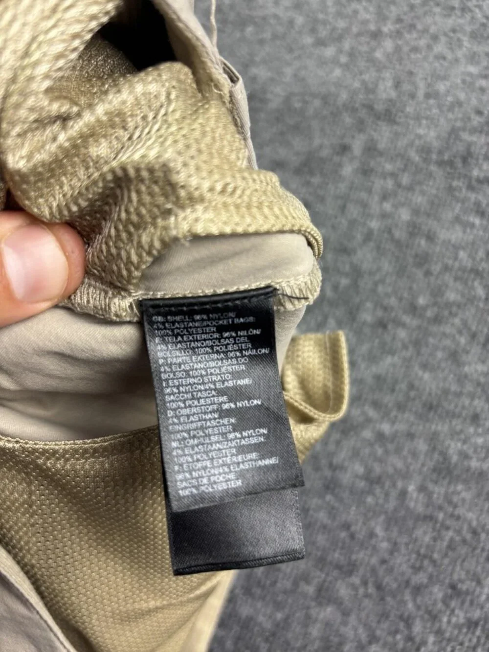 The North Face Shorts Mens 40 Beige Nylon Hiking‎ Stretch Quick Dry 9 Inseam
